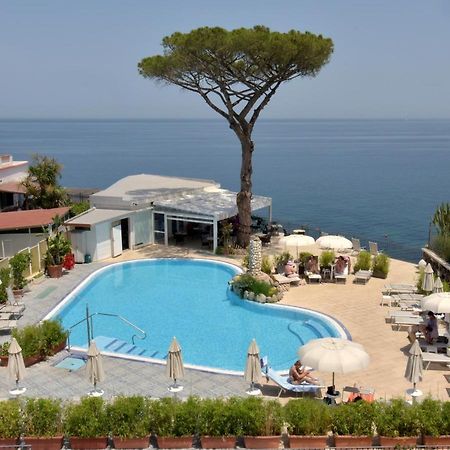 Hotel L'Approdo Casamicciola Terme Kültér fotó