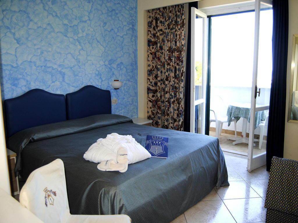 Hotel L'Approdo Casamicciola Terme Kültér fotó