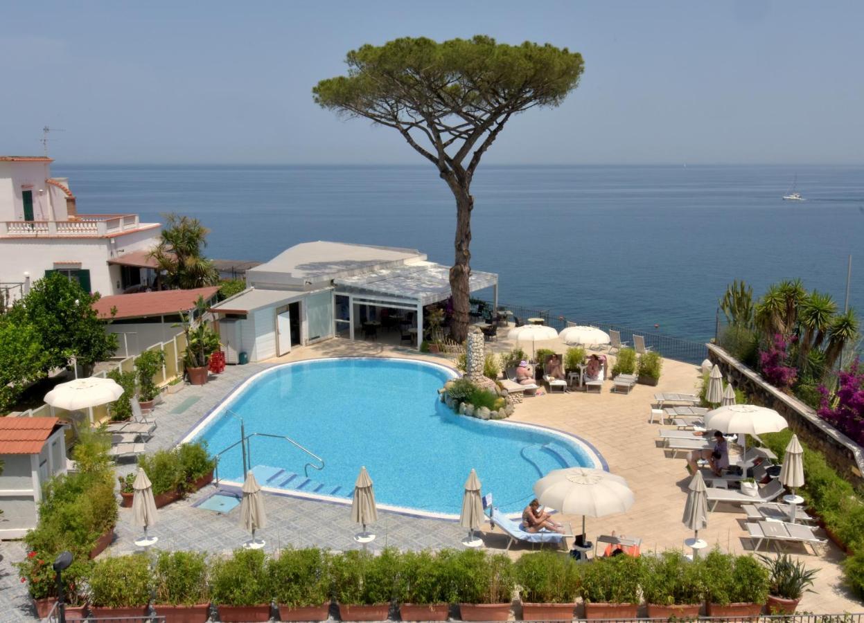 Hotel L'Approdo Casamicciola Terme Kültér fotó