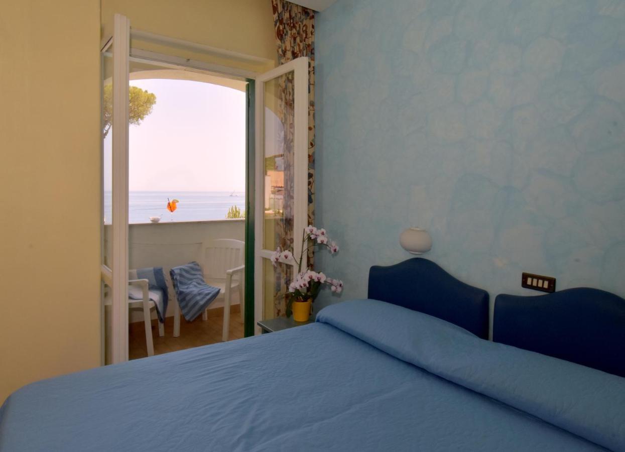 Hotel L'Approdo Casamicciola Terme Kültér fotó
