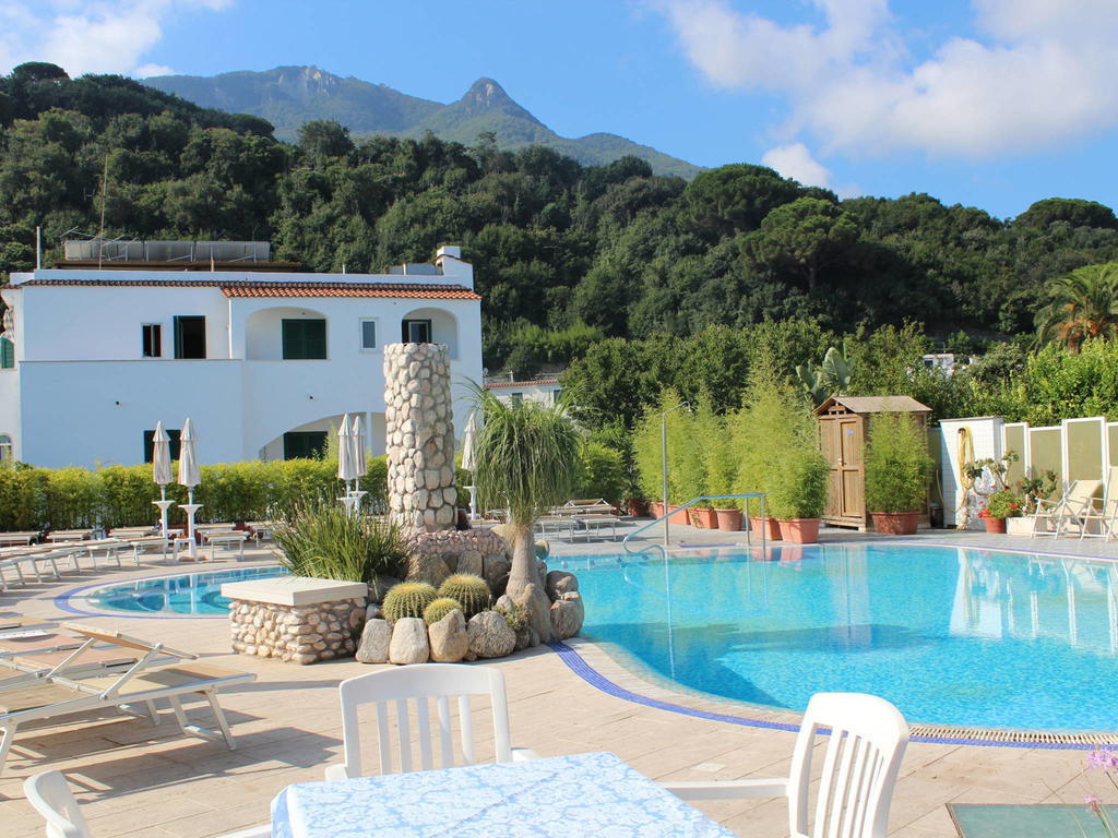 Hotel L'Approdo Casamicciola Terme Kültér fotó
